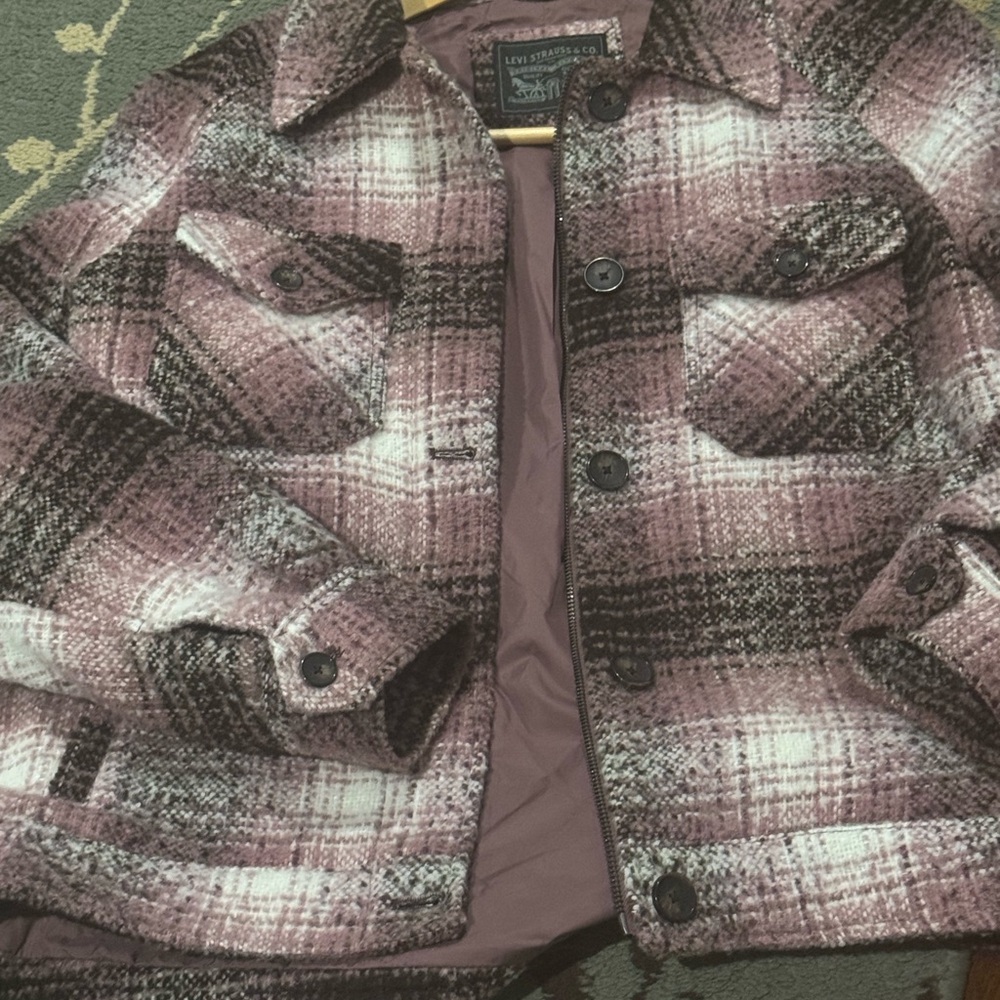 Levi’s Wool-Blend Plaid Trucker / Shacket — Mauve/Black